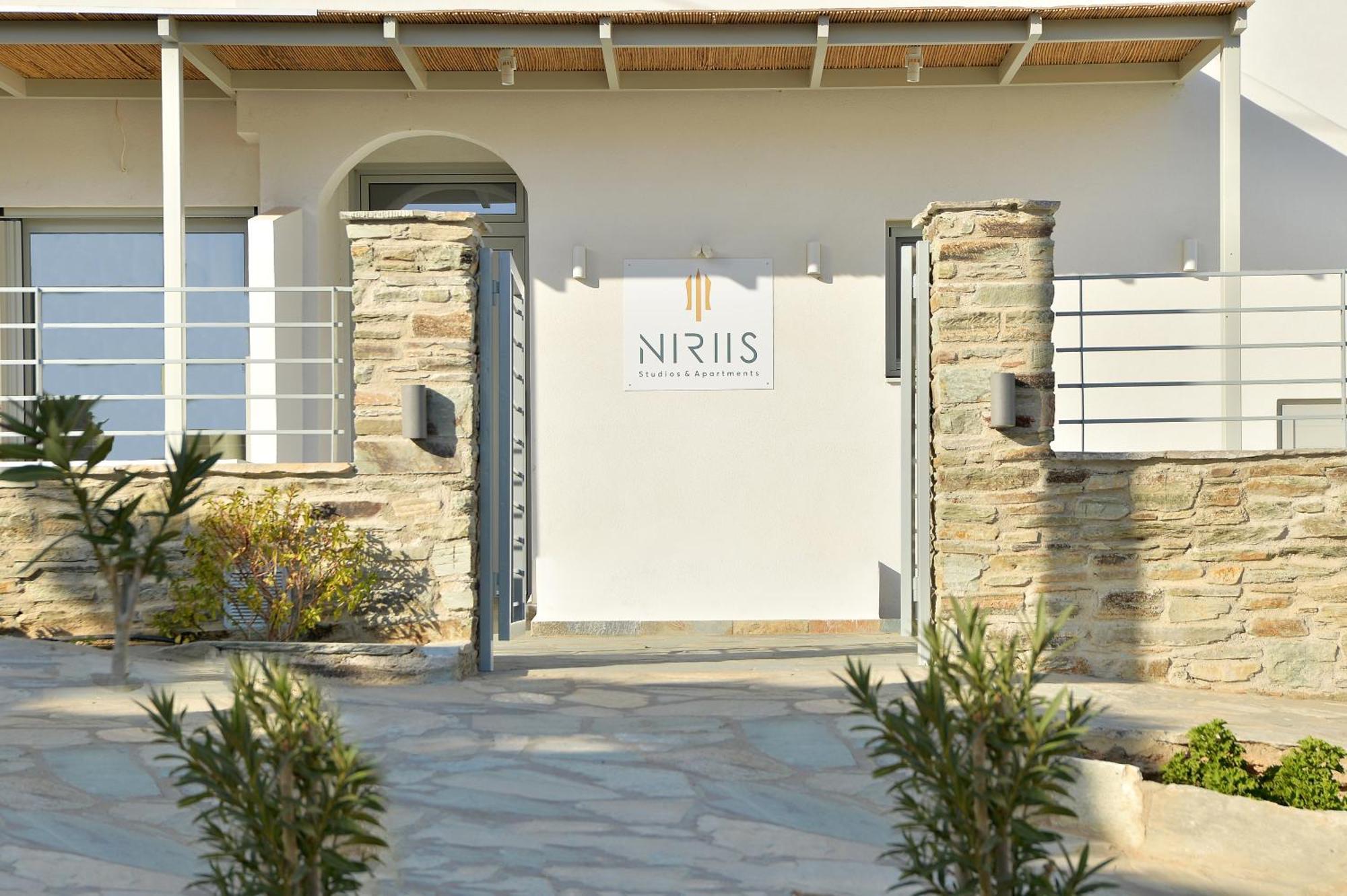 Niriis Studios Aktaia & Glauke Batsi 巴特斯欧 外观 照片